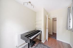 Photo 4- click for photo gallery